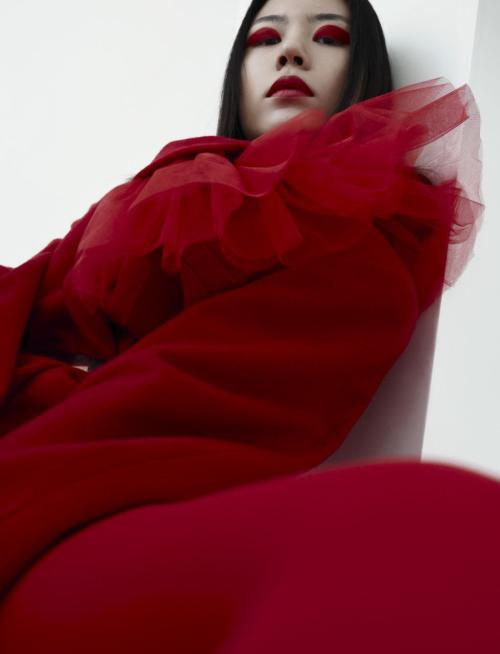 Crimson Avant-Garde Statement - фото 6