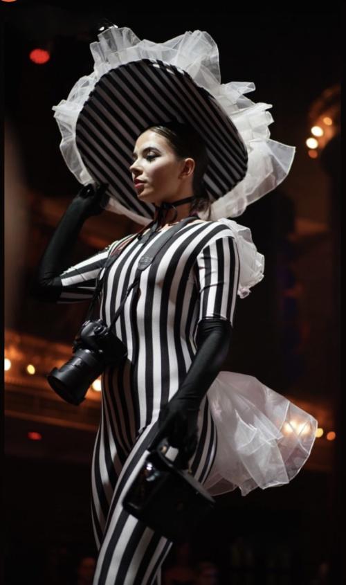 Monochrome Illusionist - фото 3